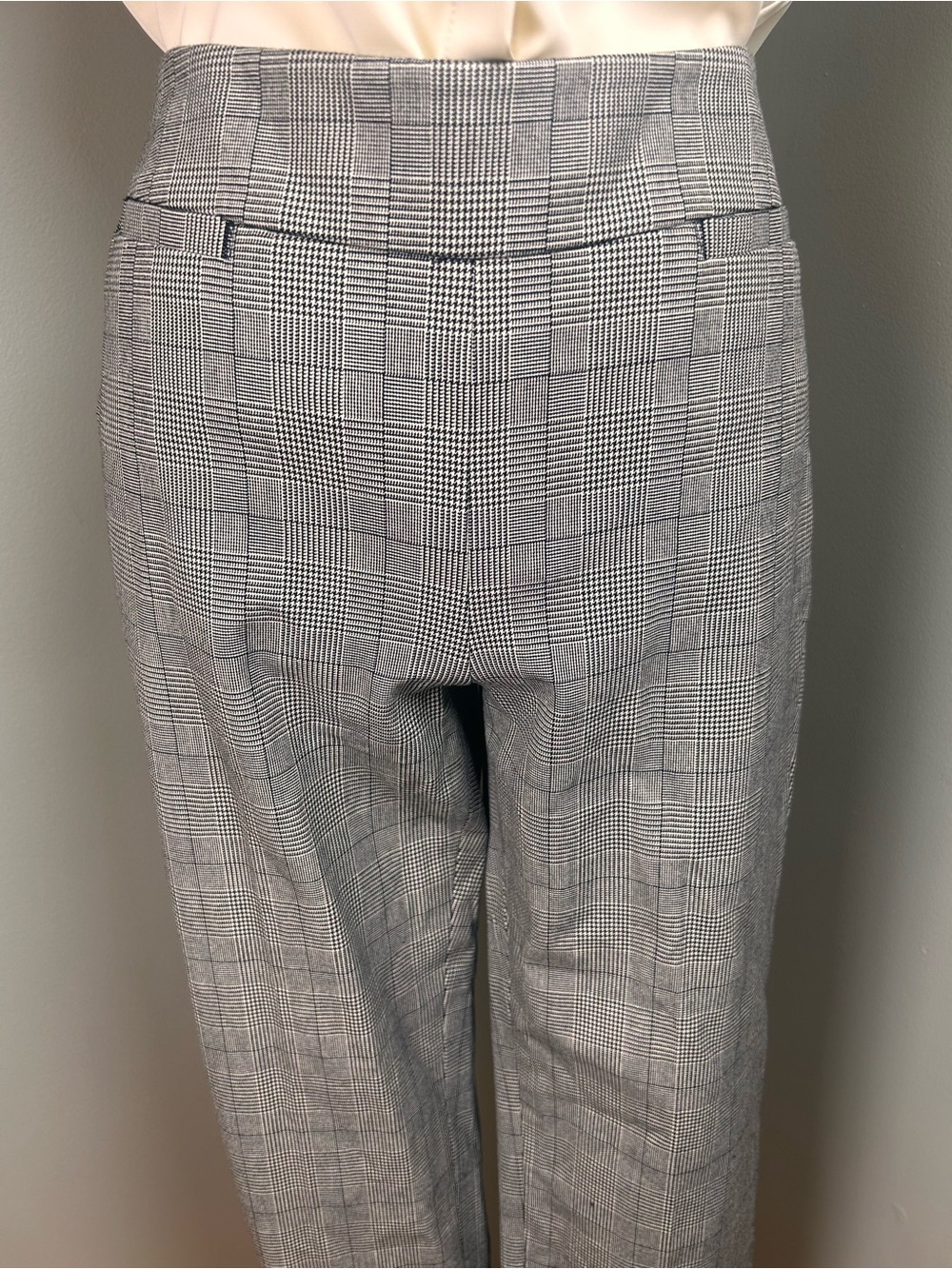 Talbots Chatham Ankle Pants 4P Petite Gray Plaid Stretch - Picture 3 of 13